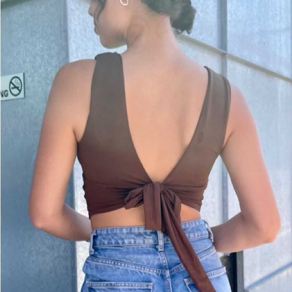 Brown Top - Picture 4 of 5